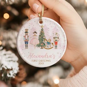 Liten flickas första jul Rosa nötknäpparebalett Julgransprydnad Keramik
