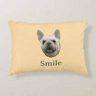 Liten fransk bulldogg beige prydnadskudde