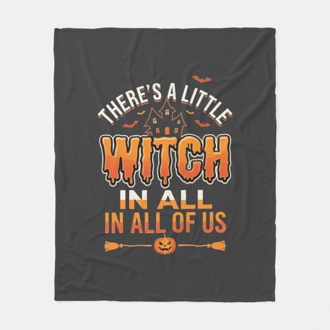 Liten häxa Halloween-häxa typografi Design_1 Fleecefilt (Framsidan)