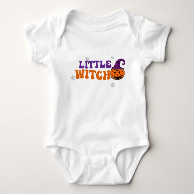 liten häxpooki bodykosthalloween t shirt (Framsida)