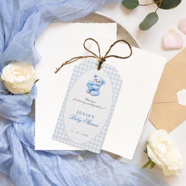 Liten hjärta blå gingham nallebabyshower presentetikett (Skapare uppladdad)