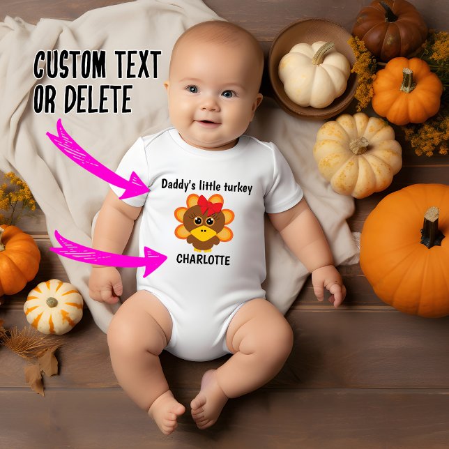 🦃 liten kalkon med någon namn t shirt (Adorable little turkey whit red bow, baby bodysuit,  customizable text)