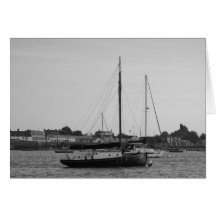Liten klassisk yacht