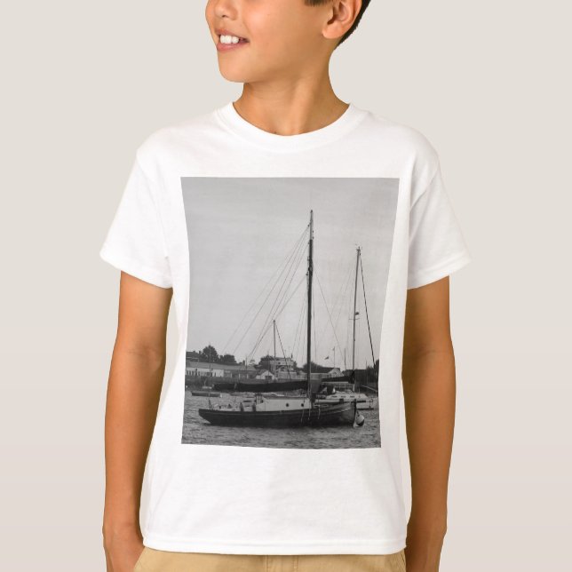 Liten klassisk yacht tee (Framsida)