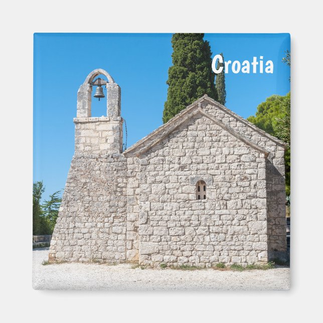 Liten kyrka på Marjan backe nära Split - Kroatien Magnet (Framsidan)