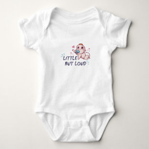 Liten men högljudd t shirt
