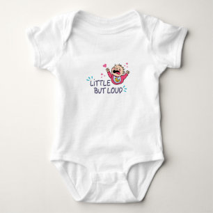 Liten men högljudd t shirt