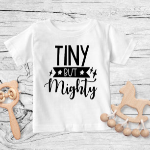 Liten Men Mäktig Design T Shirt