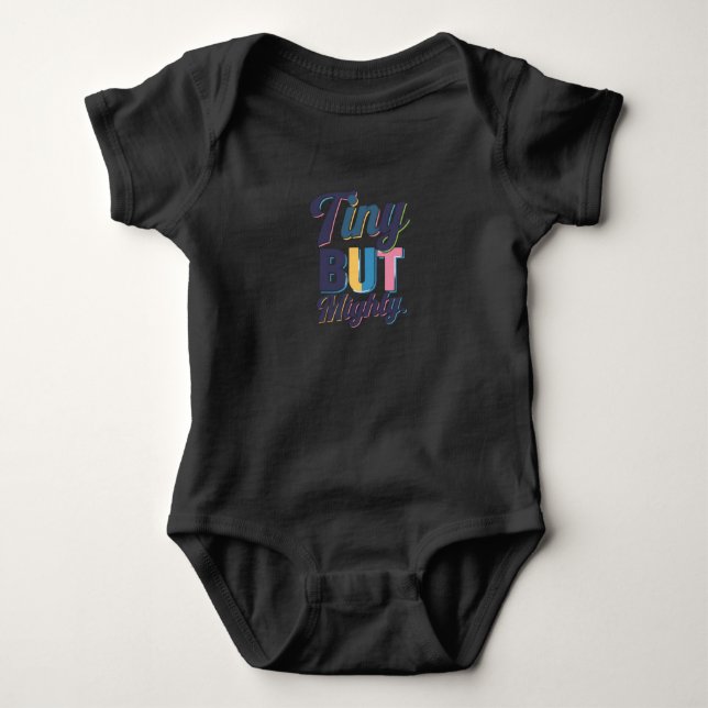 Liten men mäktig – Kompakt kraftdesign  T Shirt (Framsida)
