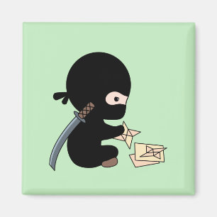 Liten ninja gör origami-papper kaststjärna magnet