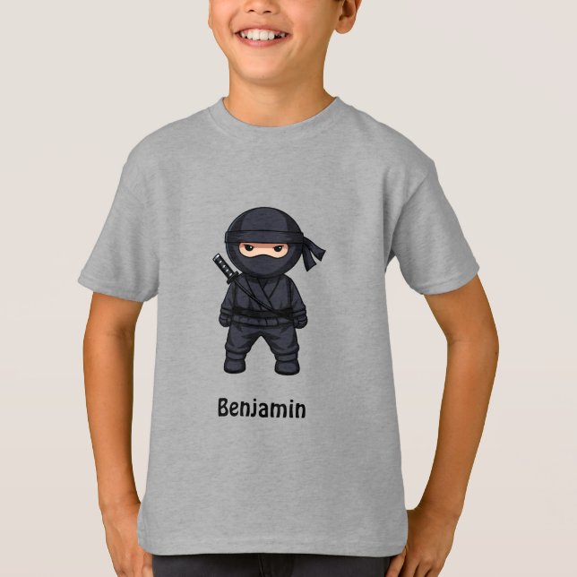 Liten Ninja Krigare Anpassat Namn T Shirt (Framsida)