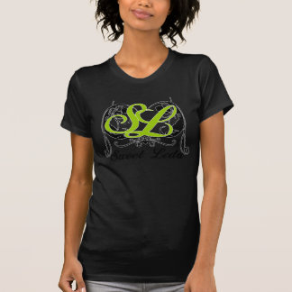Liten och nätt utslagsplats för vapensköldlogotyp tee shirt