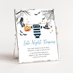 Liten pojke Boo Halloween sen natt blöjor skylt