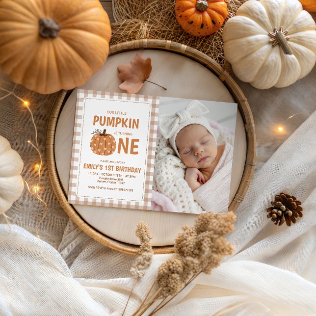 Liten pumpa gingham foto 1-års födelsedagsinbjudan inbjudningar (Skapare uppladdad)