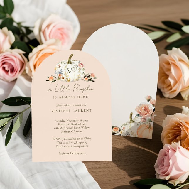 Liten Pumpkin på Way Rosa Blommigt Baby Shower Inbjudningar (Little Pumpkin on the Way Pink Floral Baby Shower Invitation)