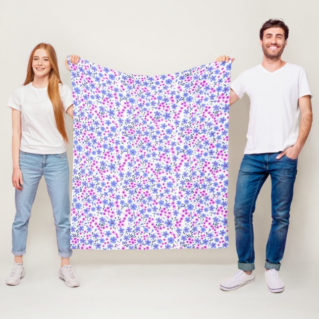 Liten söt vit blå rosa blommig mönster fleecefilt (På plats)