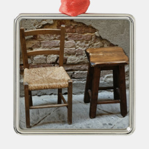 Liten stol och pall, Pienza, Italien Julgransprydnad Metall