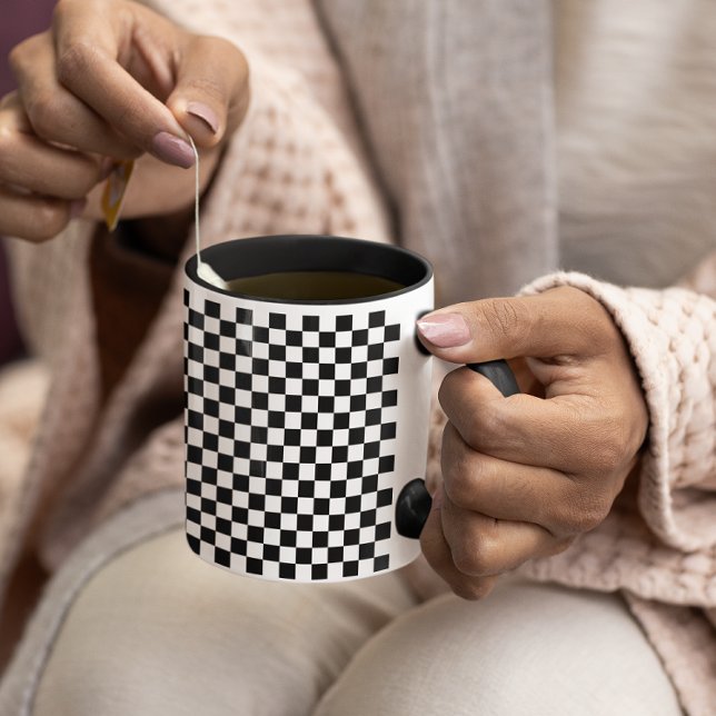 Liten svart-vit rutig mönster mugg (Tiny Black and White Checked Pattern Mug)