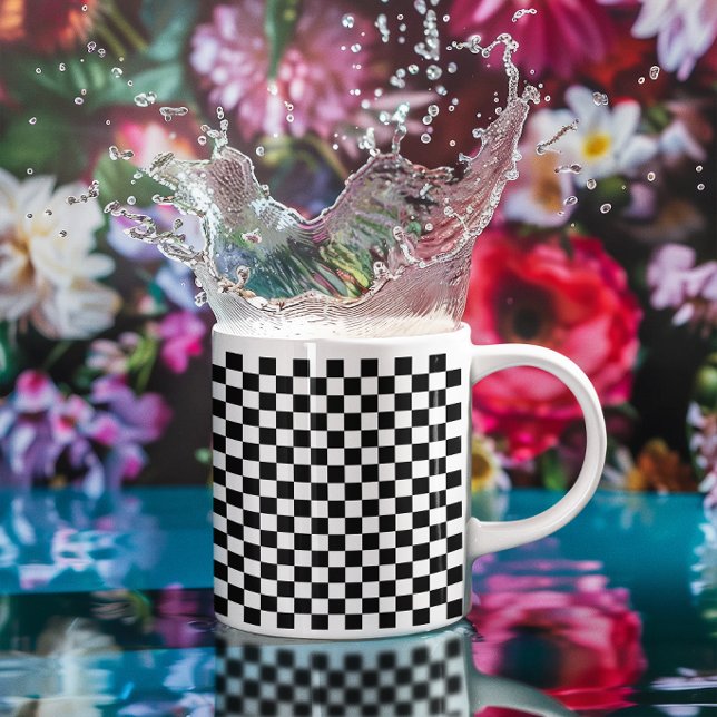 Liten svart-vit rutig mönster mugg (Tiny Black and White Checked Pattern Mug)