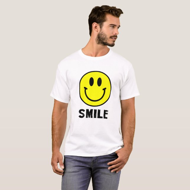 Liten T-shirt med Leende (Hel framsida)