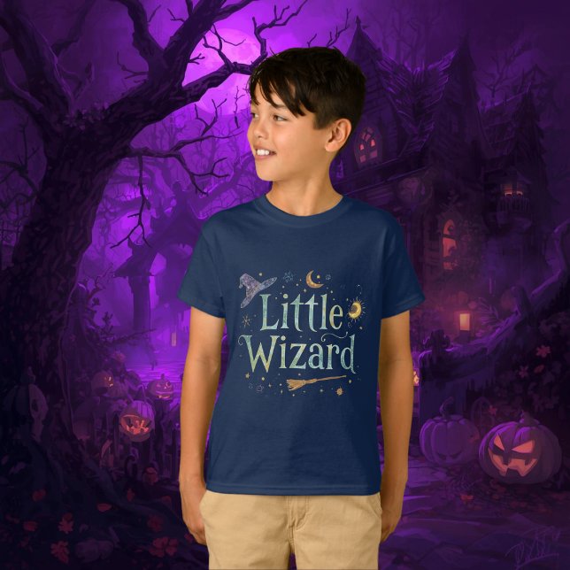 Liten trollkarl - Magisk kostym T Shirt (Skapare uppladdad)