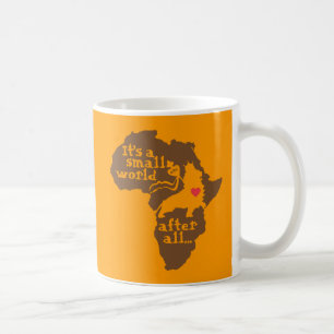 Liten värld för afrikansk adoption kaffemugg