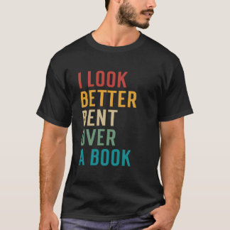 Litterärt Bokligt Karisma Jag Ser Bättre Ut Böjd T Shirt