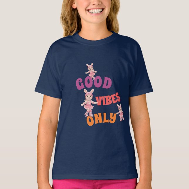 Little Athletes is a cheerful collection of t-shir T Shirt (Framsida)