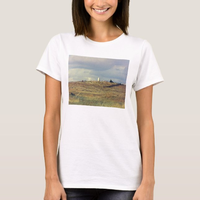 Little Bighorn Battlefield National Monument (phot Tee Shirt (Framsida)