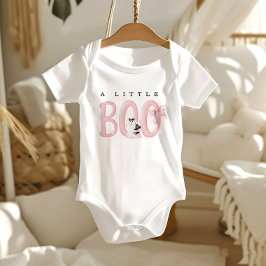 Little Boo är nästan på plats Halloween Baby Showe T Shirt