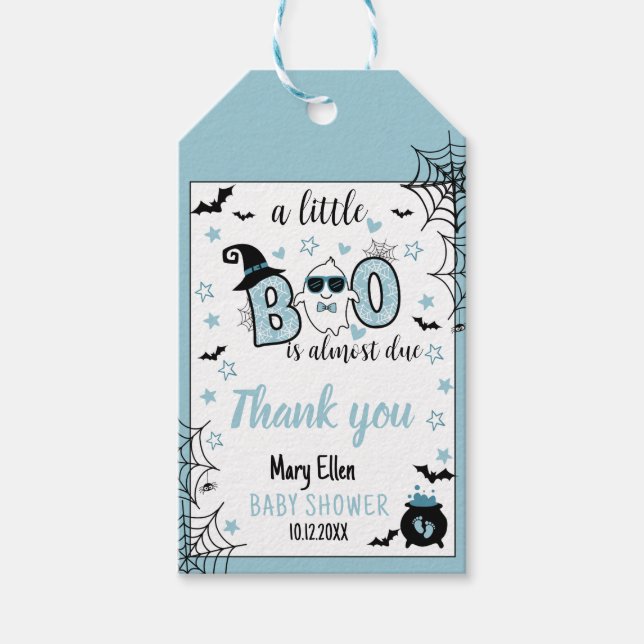 LITTLE BOO BLUE HALLOWEEN BABY SHOWER TACK PRESENTETIKETT (Framsidan)