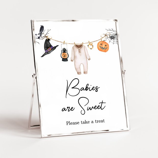 Little Boo Halloween Baby Shower Spädbarn är Sweet Poster (Halloween Baby Clothes Baby Shower Babies are Sweet Sign)