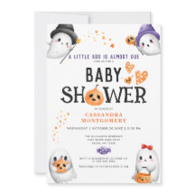 Little Boo nästan förfaller till Cute Halloween Ba