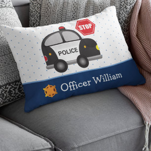 Little Boy Police Officer och Car Prydnadskudde