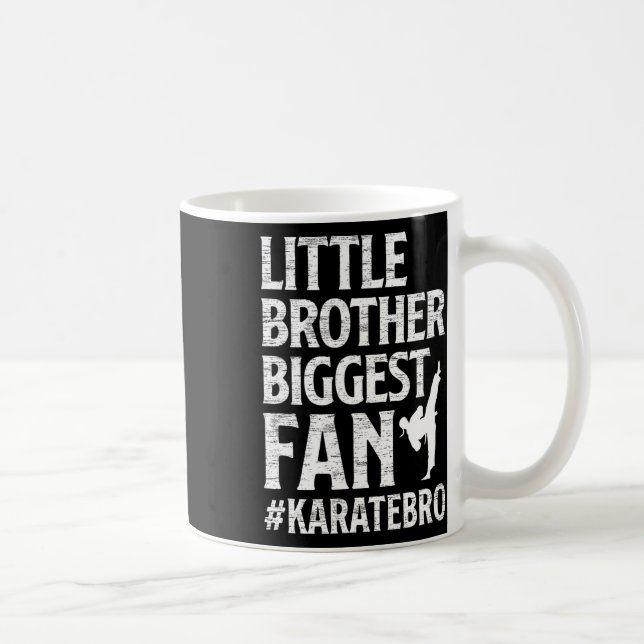 Little Brother Biggest Fläkt Karate Bro Proud Kara Kaffemugg (Höger)