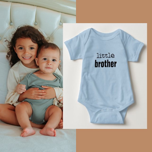 Little Brother Blue Typography Baby Bodykostym T Shirt (Skapare uppladdad)