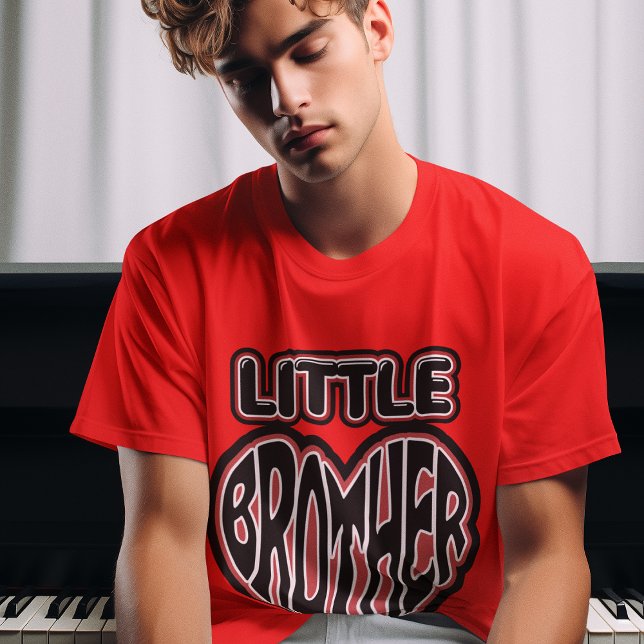 Little Brother, Younger Brother Heart Graphic Mana T Shirt (Skapare uppladdad)