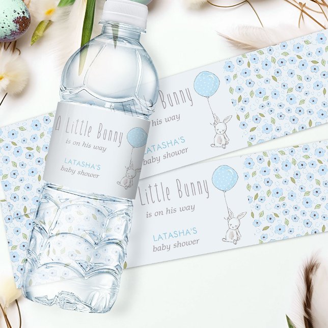 Little Bunny Blue Flower Boy Shower Vattenflaskor Etikett (Water Bottle Labels from my Little Bunny & Balloon Baby Shower collection)