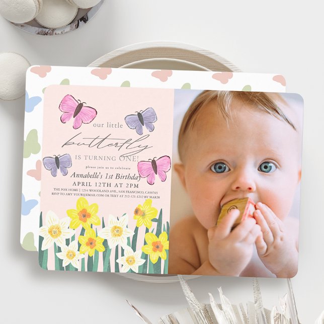 Little Butterfly Daffodil Rosa Photo 1st Birthday Inbjudningar (Skapare uppladdad)