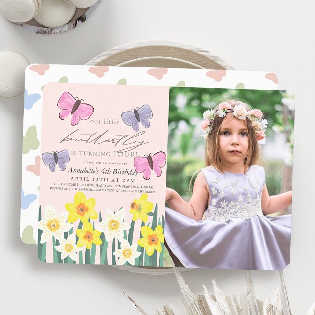Little Butterfly Daffodil Rosa Photo Birthday Inbjudningar (Skapare uppladdad)
