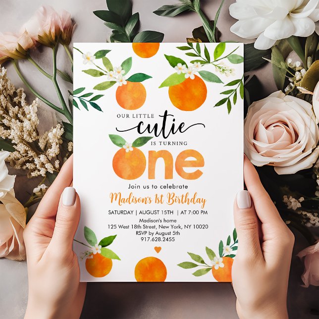 Little Cutie Greenery Blommigt First Birthday Inbjudningar (Skapare uppladdad)