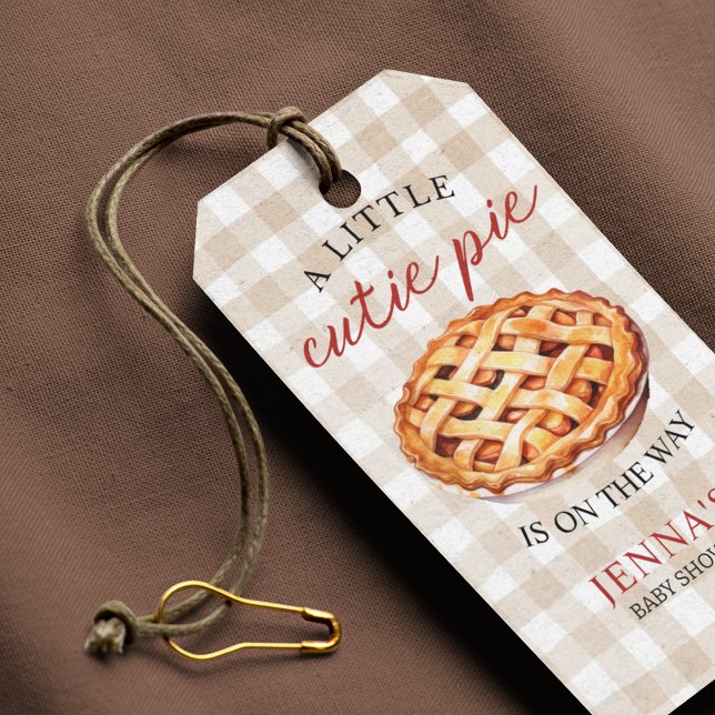 Little Cutie Paj Baby Shower Gingham Fall Presentetikett (A little cutie pie is on the way Gift tag for Baby Shower)