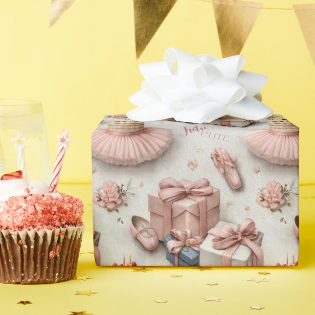 Little Dancer’s Tutu and Ballet Slipper  Presentpapper (Födelsedagsfest)