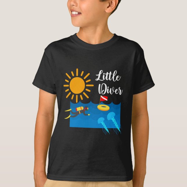 Little Diver with Jelly Fish - Kids Basic T-Shirt (Framsida)
