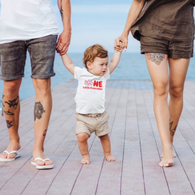 Little Firecracker 1st Birthday Baby T-Shirt (Skapare uppladdad)