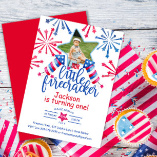 Little Firecracker 4:e juli första födelsetalet Fo Inbjudningar