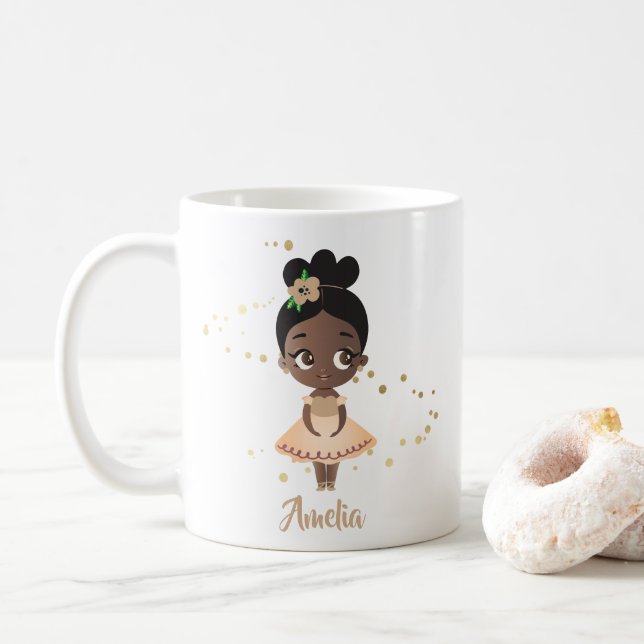 Little Girl Dancing Ballerina w/Flower, Guld Kaffemugg (Med munk)