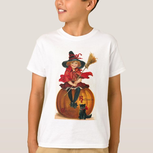 Little Girl in Witch Costume Halloween Tees T Shirt (Framsida)