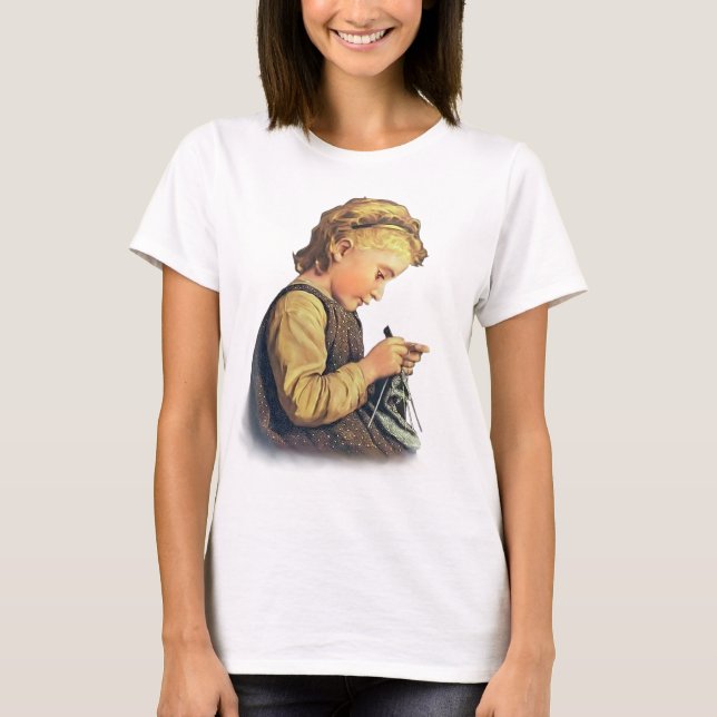 Little Girl Knitting T-shirt (Framsida)