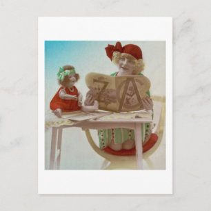 Little Girl Reading to her Dollie - Vintage Card Vykort